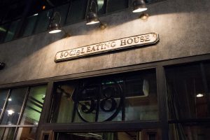 Social Eating House - Through this entrance is a quality culinary experience!